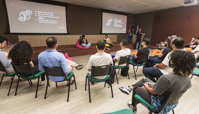 Consultores Do Sebrae Ce Ministram Workshops Do Projeto Start Games